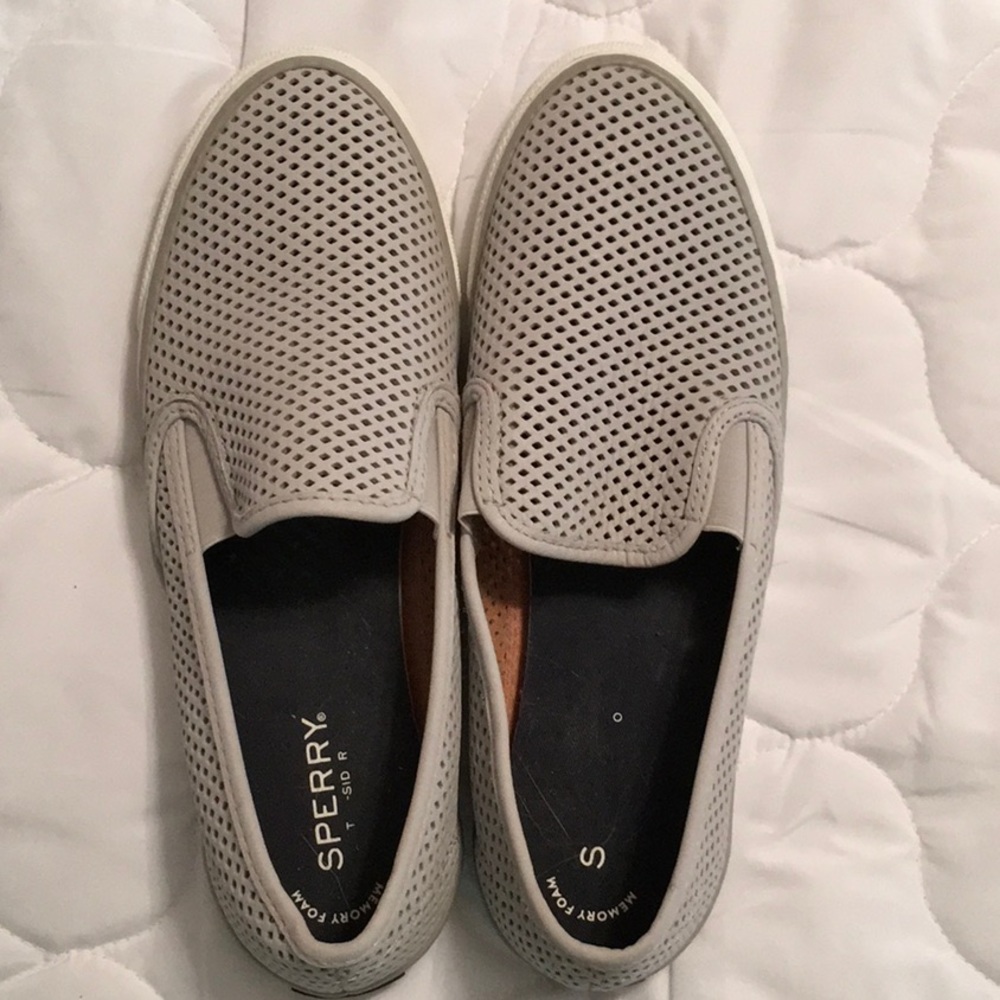 - Ladies Sperry Top-Siders